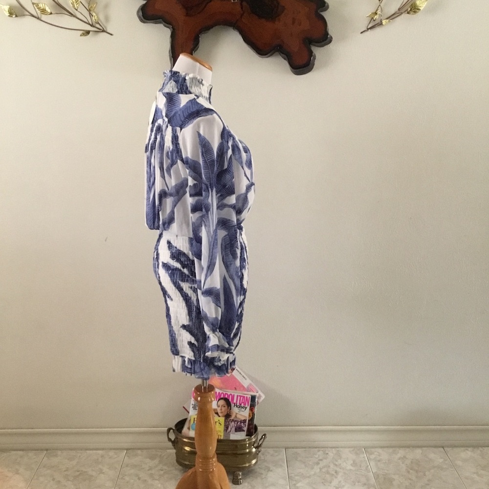 HP- LUXXEL BLUE&WHITE PRINT DRESS/LINED SHEER FULL SLEEVES/RUCHED BOTTOM/SZ S - Picture 4 of 11